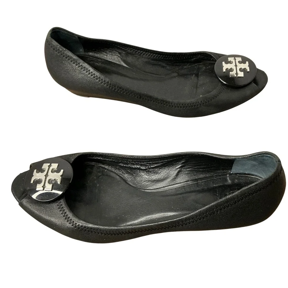 Tory Burch Reva Black Leather Peep Toe‎ Wedge Heels Silver Logo Medallion Pumps